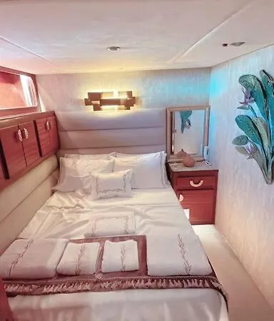 Private Yacht * بودروم